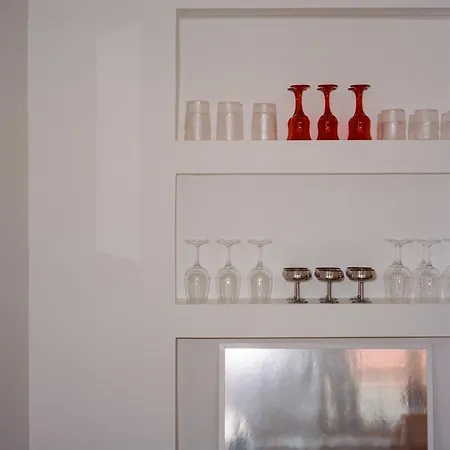 Les~ones Apartment *