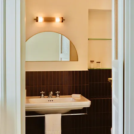 Les~ones アパート *